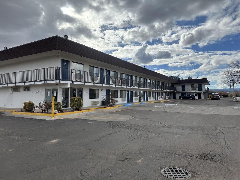 Motel 6 Grants, Nm image