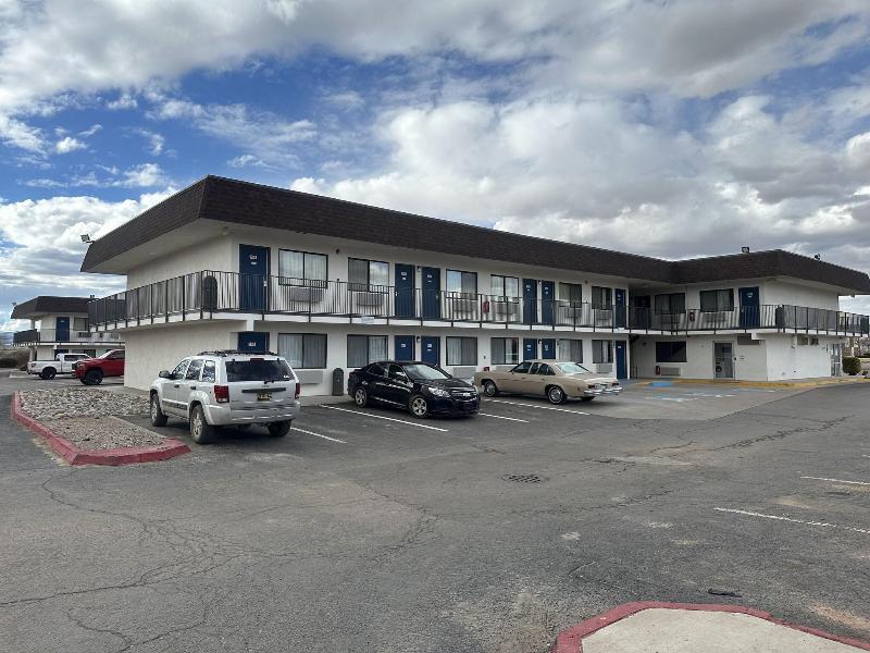 Motel 6 Grants, Nm image