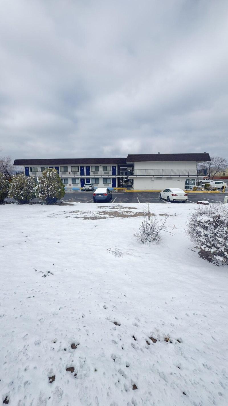 Motel 6 Grants, Nm image