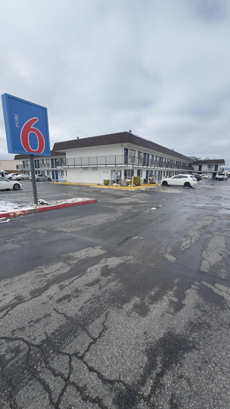 Motel 6 Grants, Nm image