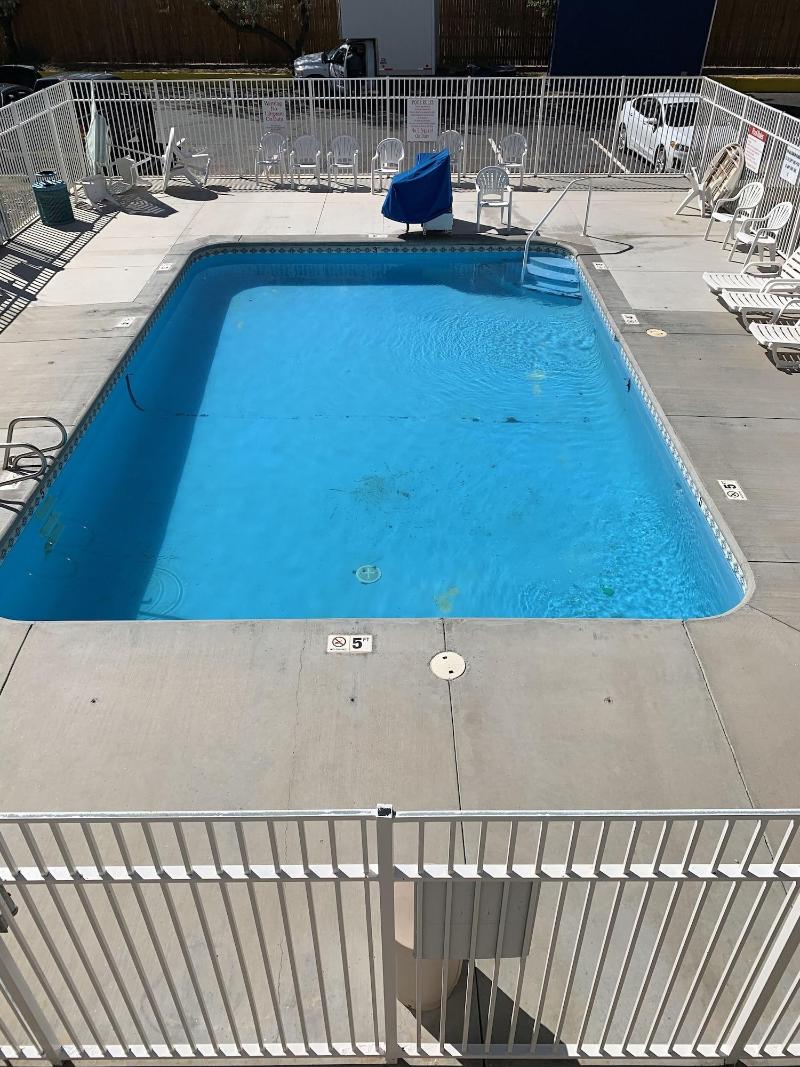 Motel 6 Grants, Nm image