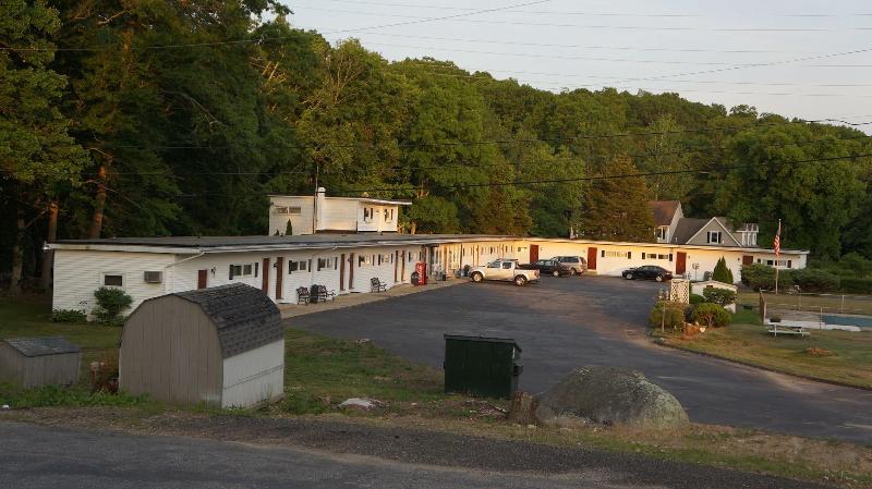 Oakdell Motel image
