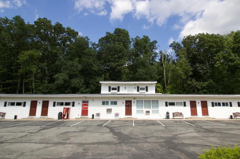 Oakdell Motel image
