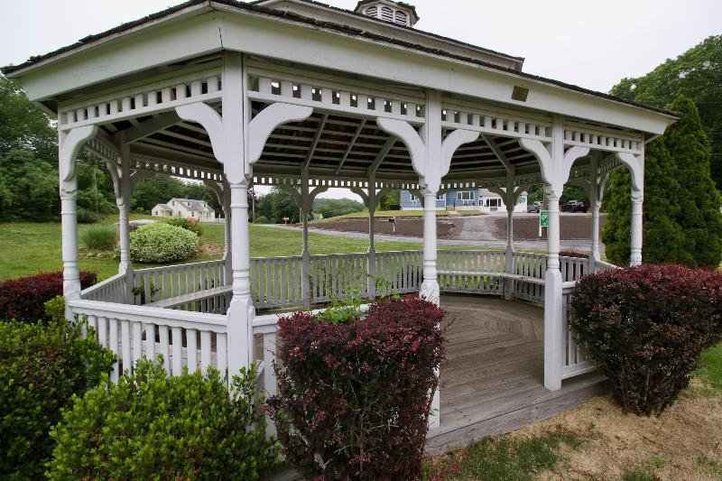 Oakdell Motel image