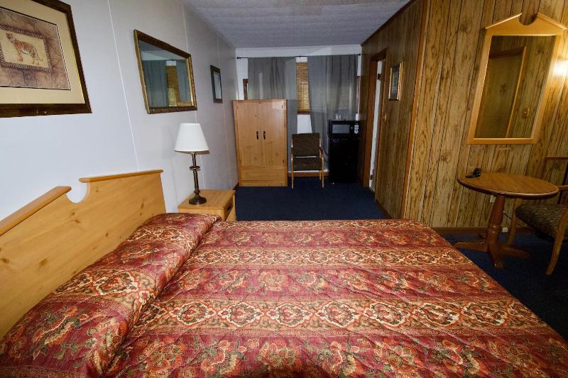Oakdell Motel image