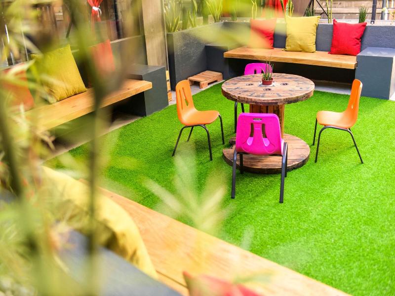 Bhive Hotel