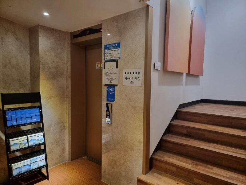 Hound Hotel Seomyeon-Bumcheon image