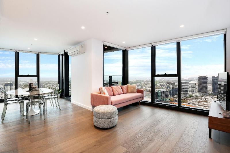 Orange Stay At Melbourne Quarter image