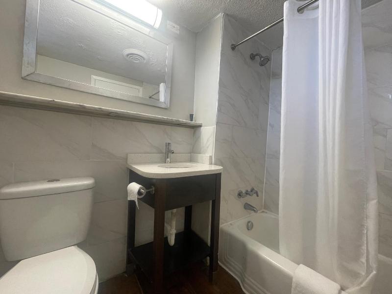 Motel 6 Norfolk, Va – East Little Creek image