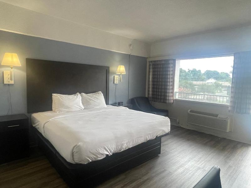 Motel 6 Norfolk, Va – East Little Creek image