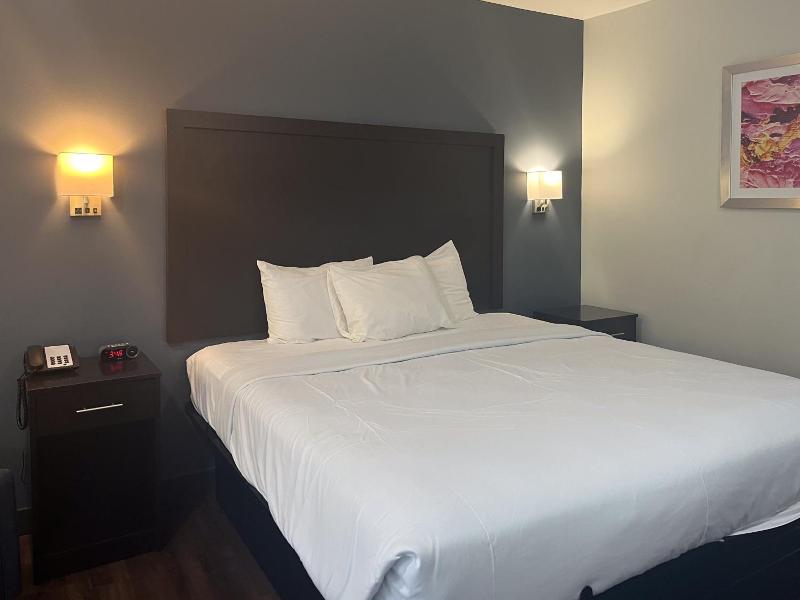 Motel 6 Norfolk, Va – East Little Creek image