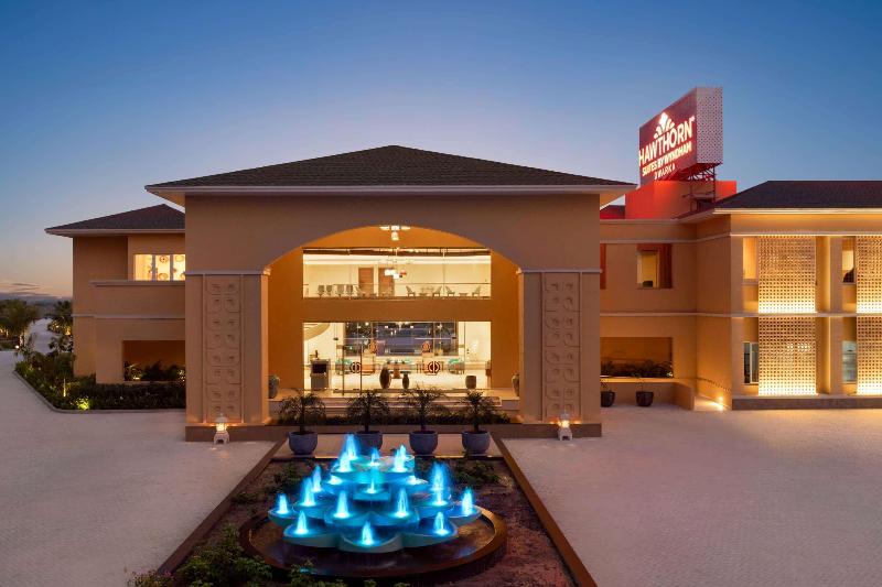 Hawthorn Suites By Wyndham Dwarka image