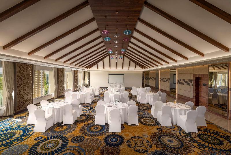Hawthorn Suites By Wyndham Dwarka image