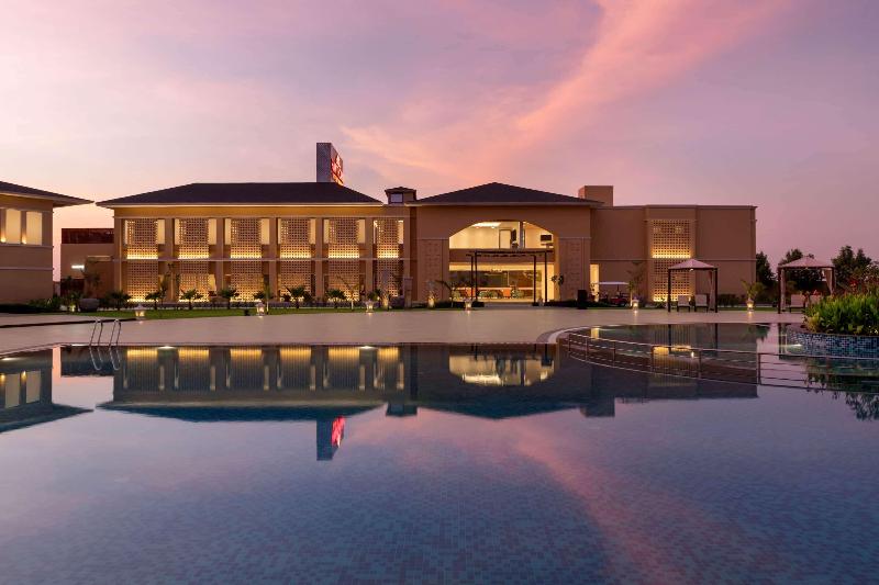 Hawthorn Suites By Wyndham Dwarka image