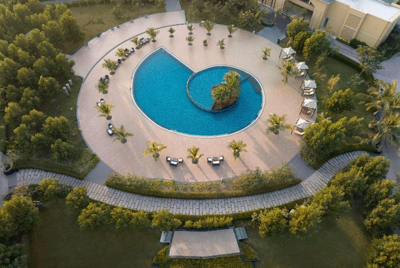 Hawthorn Suites By Wyndham Dwarka image
