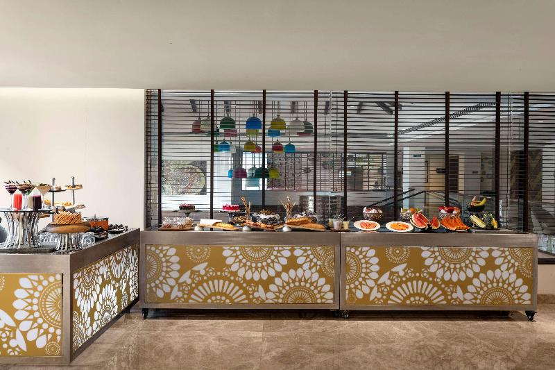 Hawthorn Suites By Wyndham Dwarka image