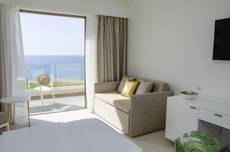 Robinson Ierapetra image