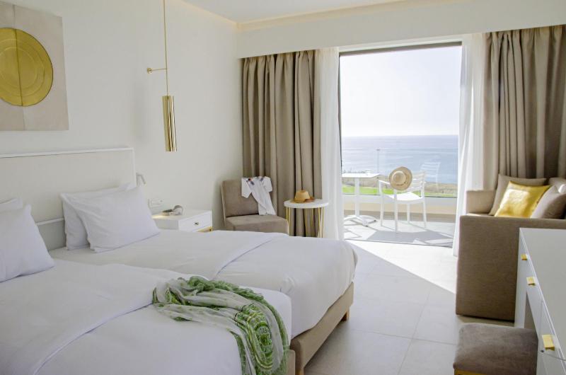 Robinson Ierapetra image