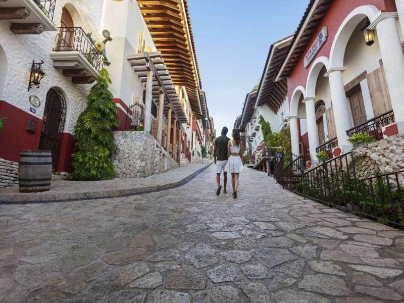 Hotel Xcaret Arte All Inclusive image