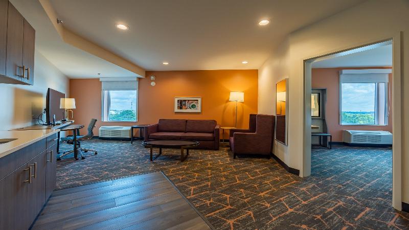 Hotel Spice & Sky Atlanta Perimeter image