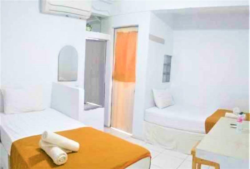 Bed room