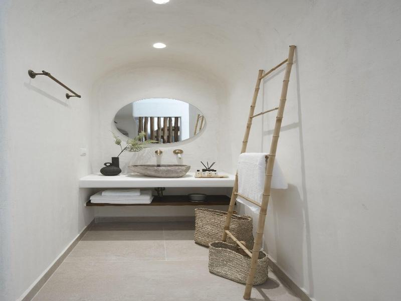 Winery Hotel 1870 image