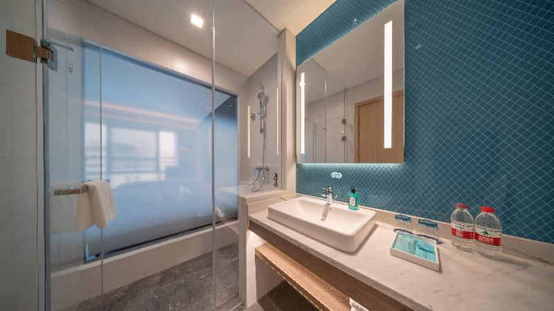 Holiday Inn Express Beijing Yizhuang Tongminghu image