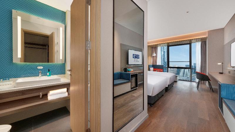 Holiday Inn Express Beijing Yizhuang Tongminghu image