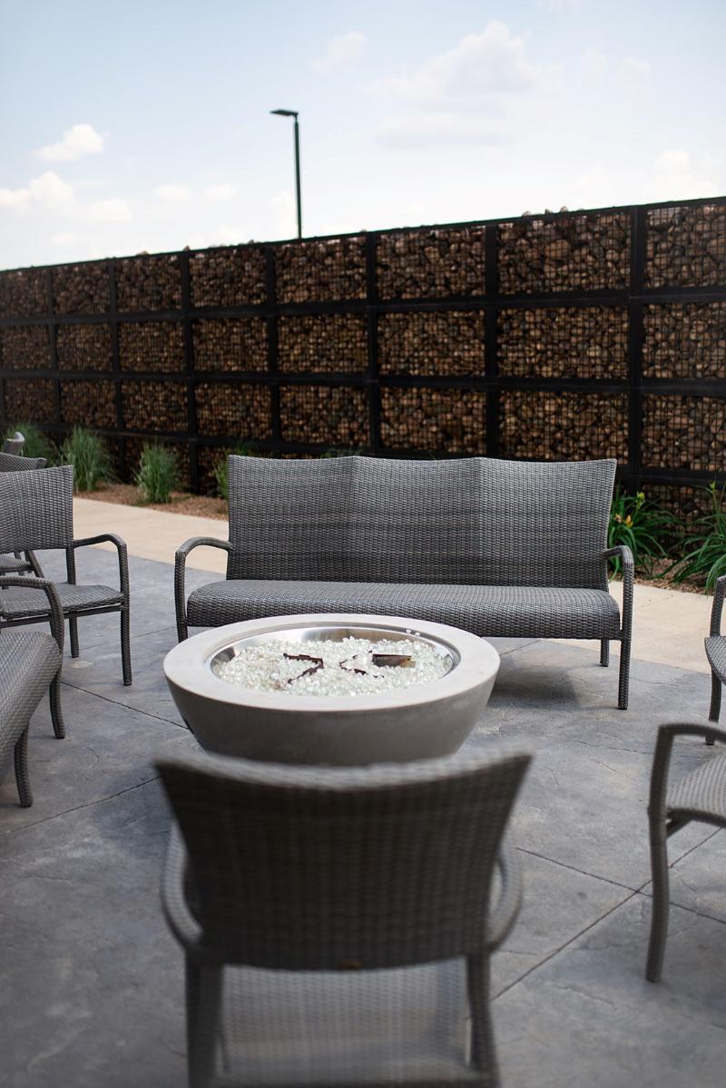 Holiday Inn Express & Suites Onalaska - La Crosse image