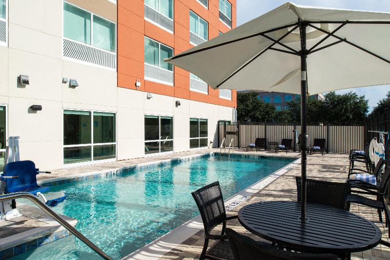 Holiday Inn Express Orlando - South Park image