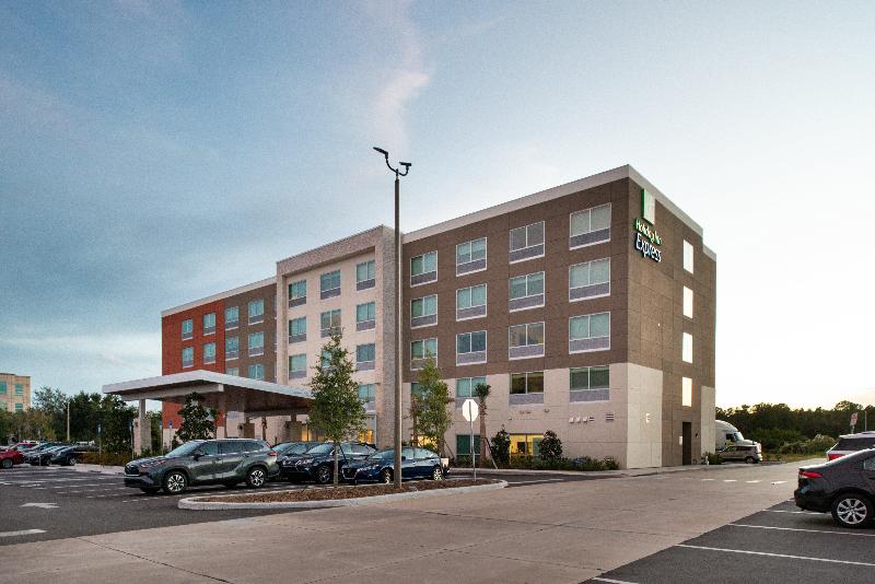 Holiday Inn Express Orlando - South Park image
