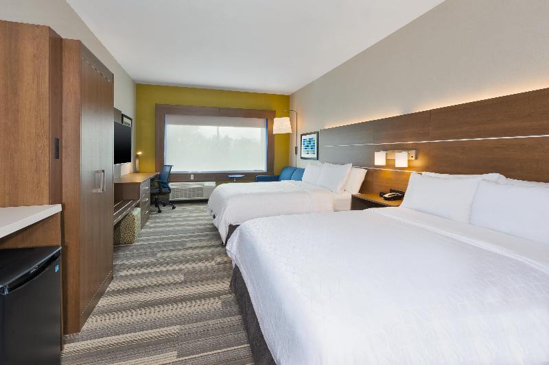 Holiday Inn Express & Suites Milan – Sandusky Area image