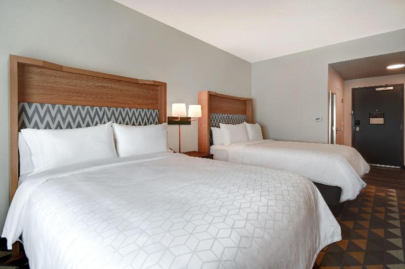 Holiday Inn Erie photo 18