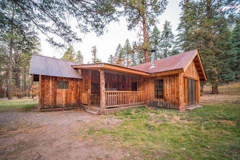 Corkins Lodge image