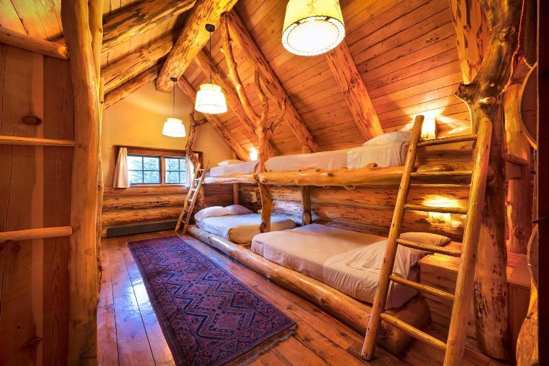 Corkins Lodge image