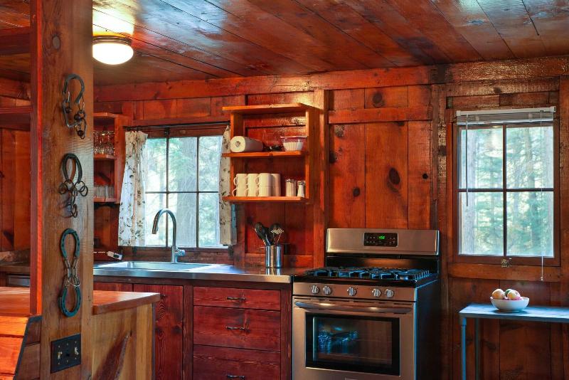 Corkins Lodge image