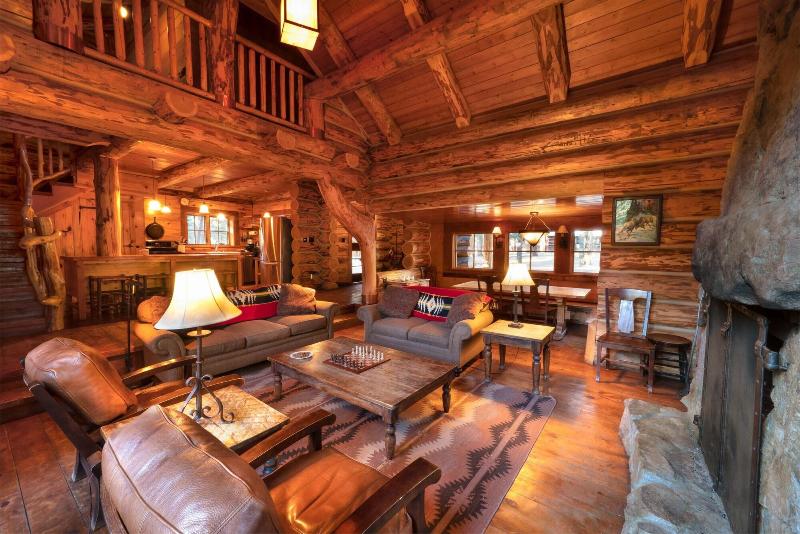 Corkins Lodge image