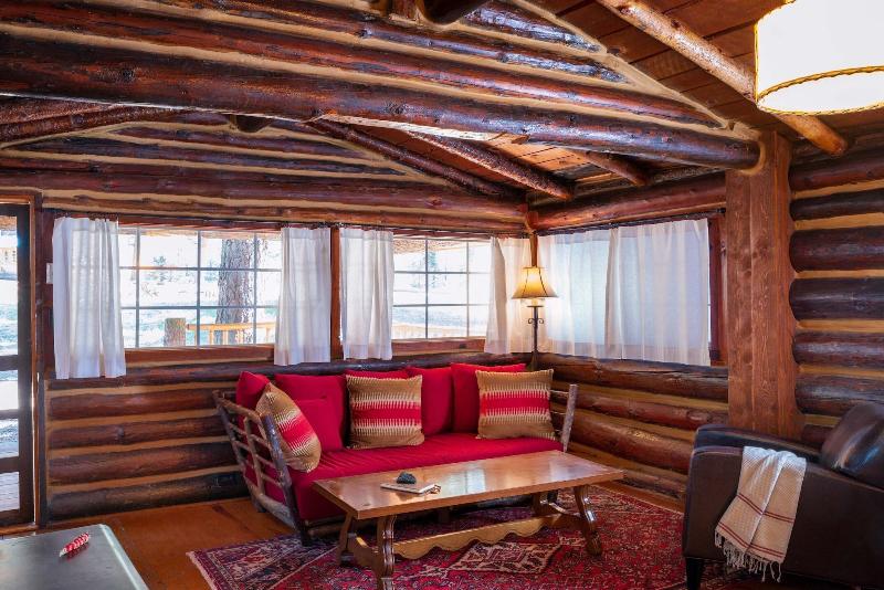 Corkins Lodge image