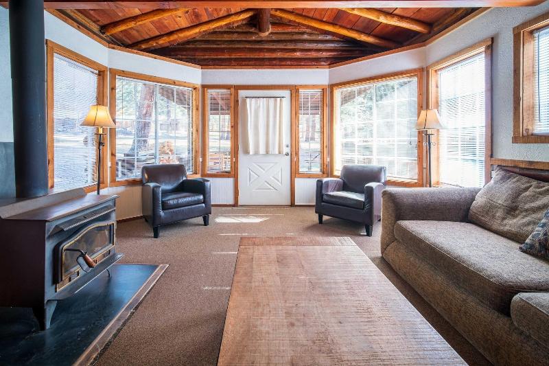 Corkins Lodge image