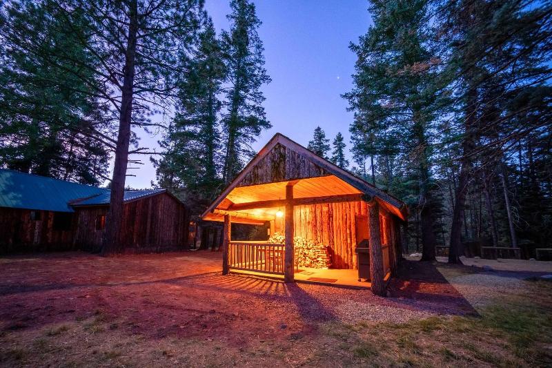 Corkins Lodge image