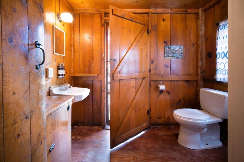 Corkins Lodge image