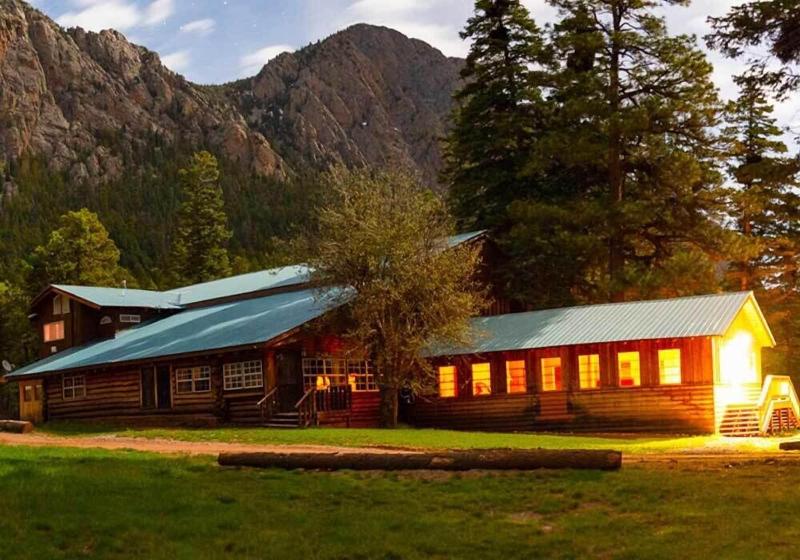 Corkins Lodge image