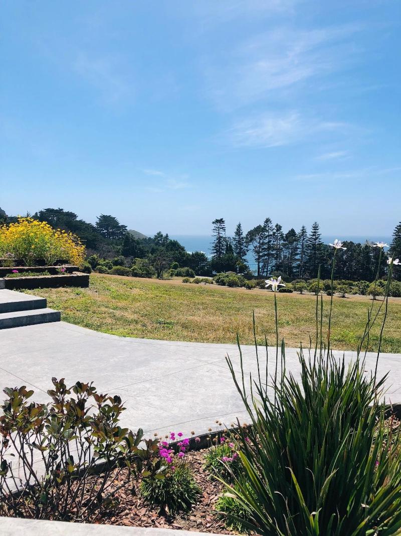 Seafoam Lodge image