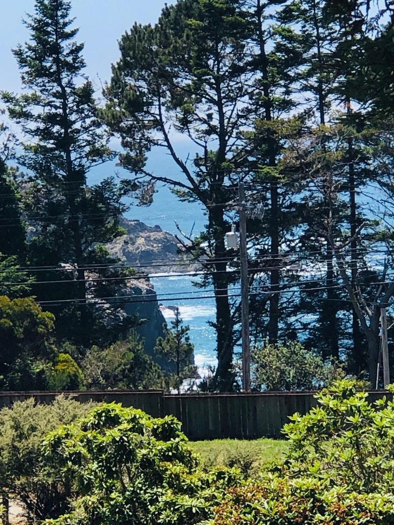Seafoam Lodge image