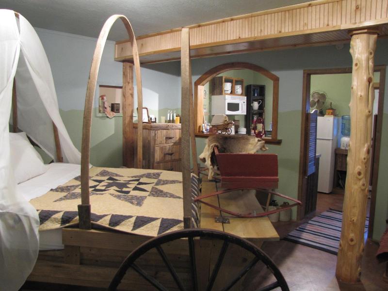 Covered Wagon B&B/Guesthouse