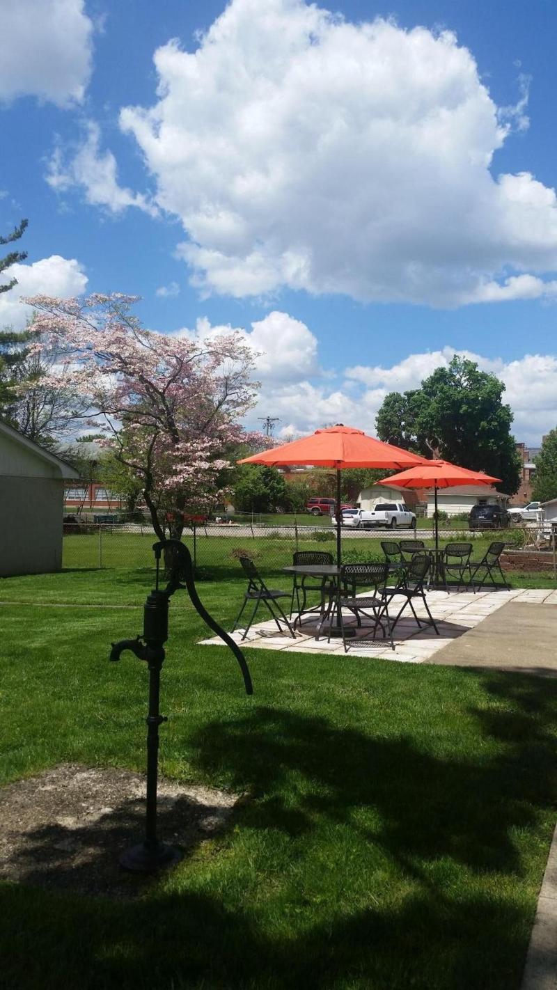Carraway Guest House image