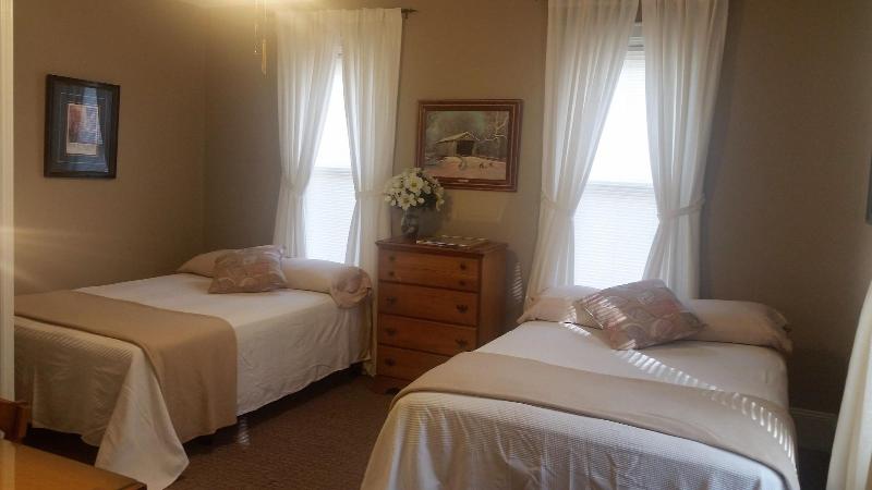 Carraway Guest House image