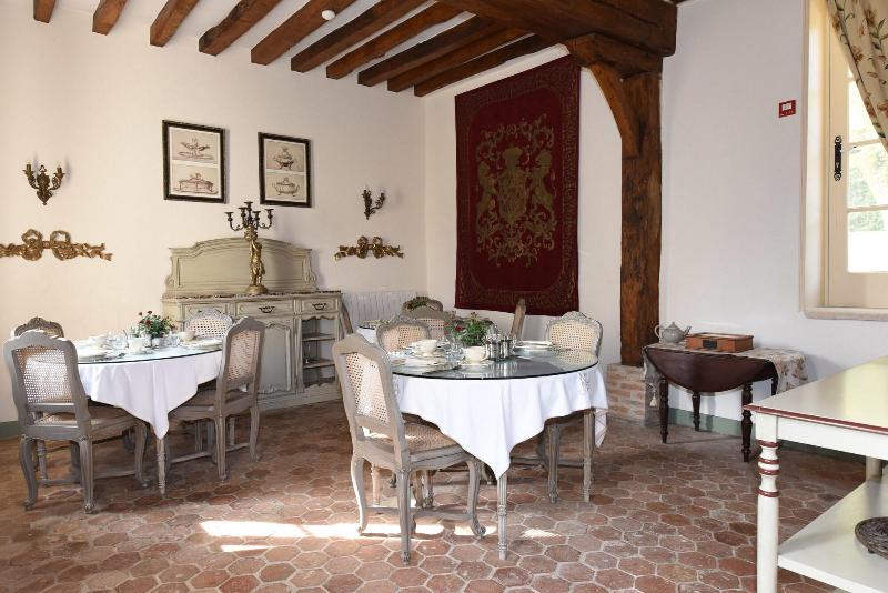 Château de Maudetour image