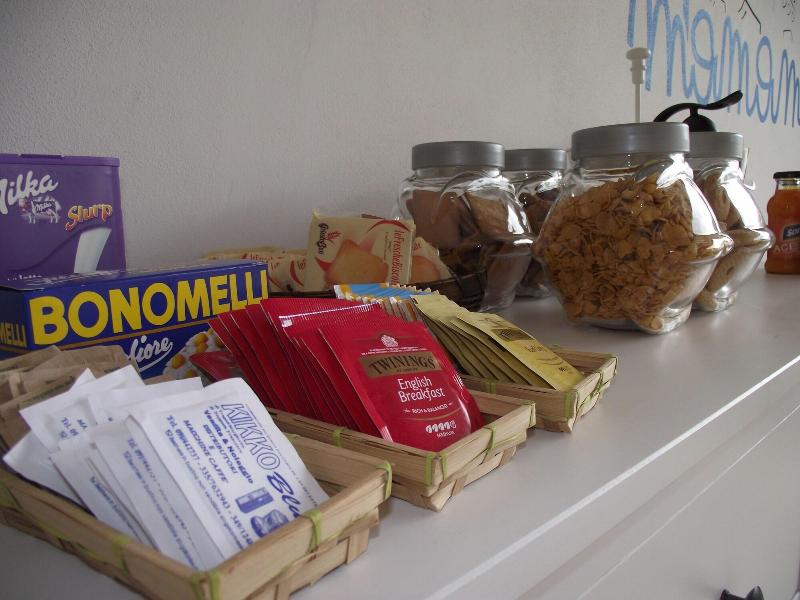 Mamamia Guesthouse image
