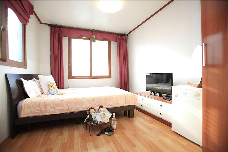 Mangsang East House image